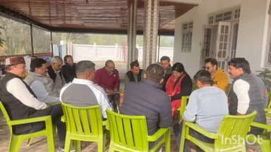 इंदौरा: भाजपा मण्डल इंदौरा में संगठनात्मक मजबूती को लेकर बैठक, पूर्व विधायिका रीता धीमान ने की सहभागिता