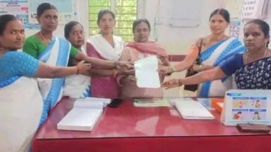 భిక్కనూర్: పెండింగ్ బకాయిలు చెల్లించాలి, పాత బకాయిలు చెల్లిస్తేనే కొత్త సర్వేలో, ఆశా కార్యకర్తలు, వైద్యురాలు అమితకు వినతిపత్రం