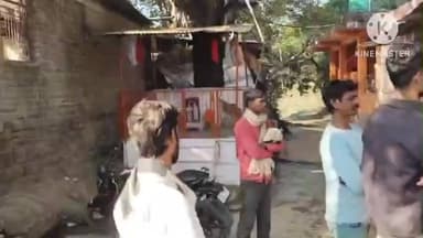 खानपुर: खानपुर क्षेत्र के जिठाना गाँव के प्राथमिक विद्यालय में शिक्षकों की कमी होने पर ग्रामीणों ने प्रदर्शन कर जड़ा ताला