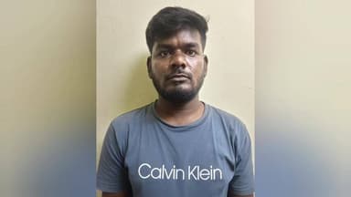 ஓட்டப்பிடாரம்: தூத்துக்குடி - மதுரை தேசிய நெடுஞ்சாலையில் இலங்கைக்கு கடத்த முயன்ற ரூ.1 கோடி கஞ்சா பறிமுதல் வாலிபர் கைது தப்பியோடிய 3 பேருக்கு வலைவீச்சு