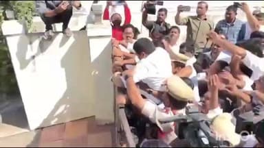 చొప్పదండి: చొప్పదండి ఎమ్మెల్యే మేడిపల్లి సత్యం ఇంటి వద్ద ఉద్రిక్తత ఎమ్మెల్యే ను హౌస్ అరెస్టు చేసిన పోలీసులు