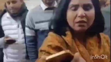 परसा: विधायक करिश्मा राय ने खोजौली उत्तर टोला स्थित एनपीएस विद्यालय का किया निरीक्षण