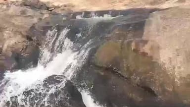 जलडेगा: खरवागढा के पास सातकोठा पर्यटन स्थल तक बन रही सड़क, नव वर्ष पर उमड़ेगी सैलानियों की भीड़