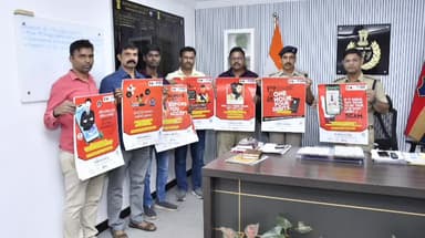 సంగారెడ్డి: జిల్లా ప్రజలు సైబర్ నేరాలపై అప్రమత్తంగా ఉండాలి, నేరాలపై రూపొందించిన పోస్టర్లను ఆవిష్కరించిన ఎస్పీ పారితోష్ పంకజ్