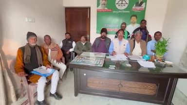 सरिया: सरिया के झामुमो प्रखंड अध्यक्ष ने प्रेस वार्ता में स्थानीय प्रशासन पर लगाए गंभीर आरोप!