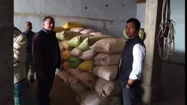 पलारी: पलारी क्षेत्र के तीन गांवों से संयुक्त टीम ने की कार्रवाई, 148 कट्टा अवैध धान किया ज़ब्त