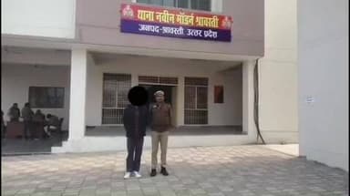 इकौना: महेट के पास अंगुलिमाल गुफा जाने वाली रोड पर महिलाओं और लड़कियों को देख अश्लील गाना गाने वाला शोहदा गिरफ्तार
