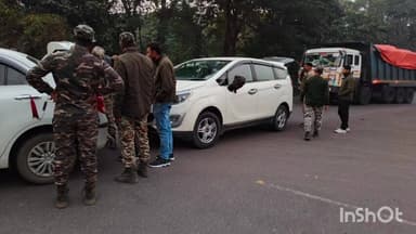 शिकारीपाड़ा: अपराध और अवैध कारोबार पर नकेल कसने के लिए पुलिस सड़कों पर उतरी, कारूडीह मोड़ पर चलाया सघन वाहन जांच अभियान