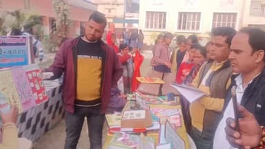 चकिया पिपरा: चकिया स्थित बाबूलाल साह कन्या प्लस टू विद्यालय परिसर में प्रखंड स्तरीय टीएलएम मेला का आयोजन किया गया