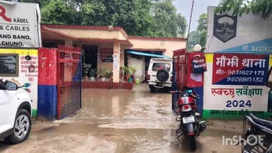 मांझी: महम्मदपुर गांव से 32 लीटर देसी शराब बरामद, तस्कर फरार