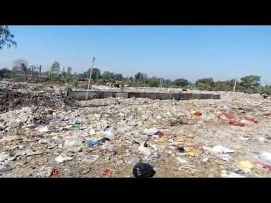 દાહોદ:ગોવિંદ ગુરુ લીમડી તાલુકામાં ખોવાયા છે મનપાના અધિકારીઓ અને કર્મચારીલીમડી શહેર ગંદકીથી ખદબદે છે.