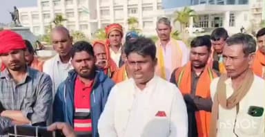 बरडीहा: ग्रामीणों की मांग पर वर्तमान डीलर से ही राशन लेने का निर्देश