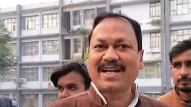 सबौर: भाजपा में अध्यक्षों के ताजपोशी पर कांग्रेस के प्रवीण सिंह कुशवाहा ने कहा- जाति धर्म के नाम पर हुई है ताजपोशी