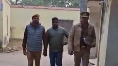 करनैलगंज: गौ तस्करी के 15 हजार के इनामी आरोपी तालिब अंसारी को किया गया गिरफ्तार