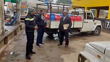 सिराथू: खाद्य विभाग ने मिलावटी दूध की रोकथाम के लिए सैनी के हीरा कोल्ड स्टोरेज से कई दूध डेयरी के सैम्पल लिए, हड़कंप मचा