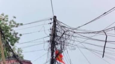 बरौनी: बारो फीडर के बारो बाजार समेत कई इलाकों में बिजली वितरण की लचर व्यवस्था से लोग परेशान