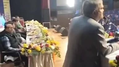 सबौर: यूको बैंक द्वारा आज टाउन हॉल में स्वयं सहायता समूह मेगा ऋण वितरण समारोह का आयोजन किया गया