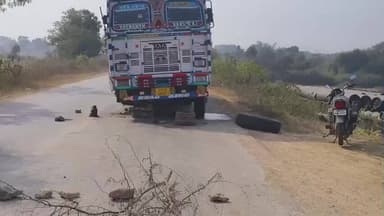 मझौली: मडवास थाना क्षेत्र के हिनौता तिराहे के पास तेज रफ्तार ट्रक का टायर निकला, बाल-बाल बचा हादसा