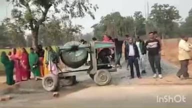 हेरहंज: हेरहंज में ग्रामीणों ने अस्पताल भवन का निर्माण कार्य रुकवाया, डीसी और बीडीओ को सौंपा ज्ञापन