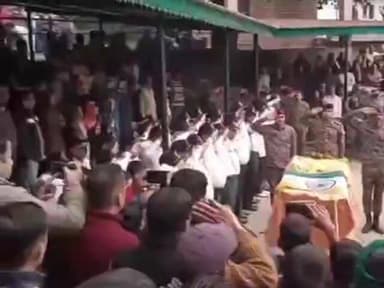 डेहर: उपतहसील डैहर की बरोटी पंचायत का अग्निवीर जवान प्रशांत पंचतत्व में विलीन, सैन्य व राजकीय सम्मान के साथ दी गई अंतिम विदाई