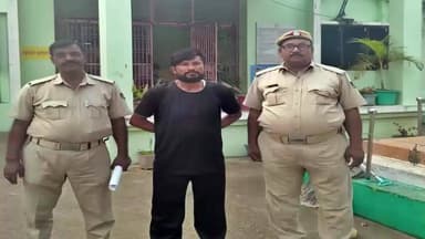 ଦିଗପହଣ୍ଡି: ଗଂଜାମ ଜିଲ୍ଲା ସଦର ଥାନା ପୋଲିସ ପ୍ରଶାସନ ଦ୍ଵାରା ଜଣେ ଯୁବକ ଗିରଫ ହୋଇ କୋର୍ଟ ଚାଲାଣ ହୋଇଥିବା ଜଣାପଡିଛି ।