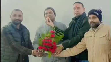 हरनौत: हरनौत नगर पंचायत के वार्ड पार्षदों ने शेखपुरा के नवनिर्वाचित विधायक से की शिष्टाचार भेंट