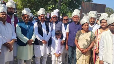 कोटा: कोटा विधायक अटल श्रीवास्तव ने ग्राम धूमा एवं गोबरीपाठ में आयोजित गुरु घासीदास जयंती समारोह में भाग लिया