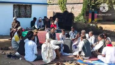 खुजनेर: राजगढ़ विधायक अमर सिंह यादव ने लक्ष्मणपुरा गांव पहुंचकर जगदीश रूहेला के पुत्र के निधन पर श्रद्धांजलि दी