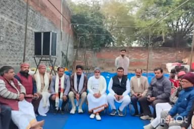 बांगरमऊ: बांगरमऊ विधायक ने संत सम्मेलन में की शिरकत, उनवां के थानापति देवी मंदिर में हवन-पूजन किया