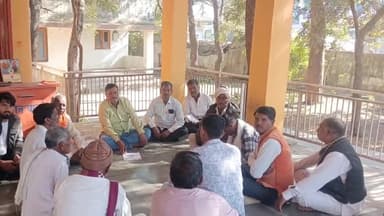 अकलेरा: भारतीय किसान संघ की मासिक बैठक कृषि उपज मंडी अकलेरा स्थित गणेश मंदिर प्रांगण में संपन्न हुई