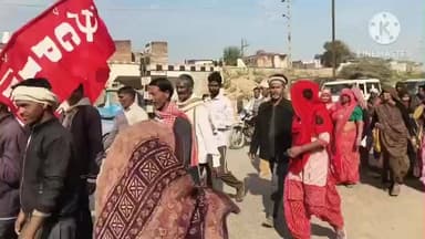 कैलारस: आवासहीनों को आवास और पट्टे दिलाने की मांग के साथ कैलारस नगर परिषद में प्रदर्शन, सौ से अधिक लोगों ने आवेदन सौंपे