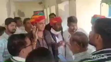 अरैन: ग्रामीण क्षेत्र की वंचित प्रतिभाओं के लिए सांसद खेल महोत्सव अराई में आयोजित खेल प्रतियोगिता एक बेहतरीन प्लेटफॉर्म है