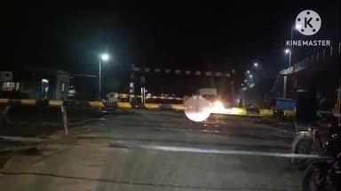 उचेहरा: सिंगल की समस्या के कारण उंचेहरा रेलवे फाटक रात में किया गया बंद