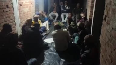 গোপীবল্লভপুর ২: বিধানসভা নির্বাচন কে সামনে রেখে চোরচিতা অঞ্চল তৃণমূলের নেতৃত্বদের নিয়ে হল বৈঠক,উপস্থিত সভাপতি ও জেলাপরিষদের মেন্টর