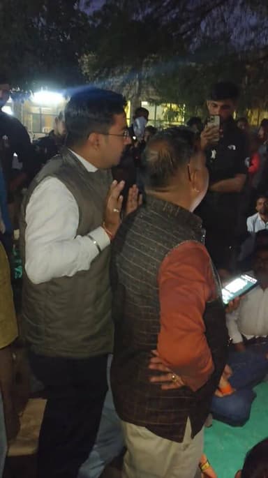 धरना स्थल पर वार्तालाप अभी तक निष्कर्ष नहीं Part 17