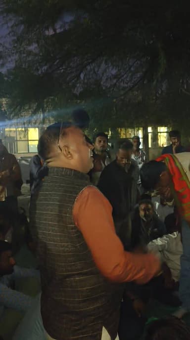 धरना स्थल पर वार्तालाप अभी तक निष्कर्ष नहीं Part 21