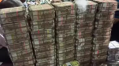 भदेसर: मेवाड़ के आराध्य सांवलिया सेठ की असीम कृपा, मंडफिया में दानपात्र खुलते ही पहले दिन 12 करोड़ 10 लाख की ऐतिहासिक गणना