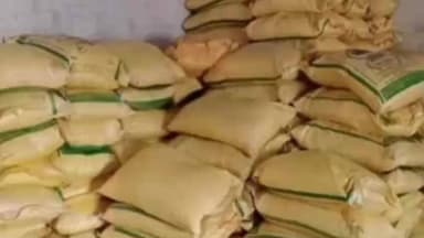 पिपरई: पिपरई डबल लॉक केंद्र को एच.यू.आर.एल. कंपनी से मिली 200 मीट्रिक टन यूरिया