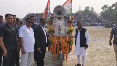 গোসাবা: বিজেপি নেতাদের পাগলা কুকুরে কামড়েছে জ্বলাতঙ্ক রোগ হয়েছে তৃণমূল বিধায়ক মন্তব্যকে গোসাবায় কটাক্ষ সাংগঠনিক জেলা BJPমুখপাত্র