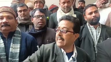 #देवरिया में सदर कोतवाल के खिलाफ #अधिवक्ताओं का मोर्चा, आंदोलन की चेतावनी#upnews #deorianews #deoria