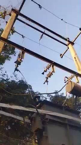 જેસર: તારીખ-૧૯/૧૨/૨૦૨૫ ને શુક્રવારના ૬૬ કે.વી. જેસર સબ-સ્ટેશનમાંથી નિકળતા
૧૧ કે.વી. જેસર જ્યોતિગ્રામ
ફિડરોમાં સવારના 9