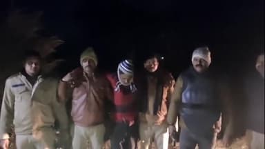 मंझनपुर: पतौना पुल के पास भैंस चोरी के आरोपी से मंझनपुर पुलिस की मुठभेड़, पैर में गोली लगने से घायल, तीन साथी गिरफ्तार