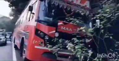 ଜି ଉଦୟଗିରି: କଳିଙ୍ଗା ଘାଟିରେ ଯାତ୍ରୀ ବାହୀ ବସ ଦୁର୍ଘଟଣା ଗ୍ରସ୍ତ,ଅଳ୍ପକେ ମୃତ୍ୟୁମୁଖରୁ ବଞ୍ଚିଲେ ଯାତ୍ରୀ