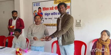 त्रिवेणीगंज: छातापुर में डिजिटल सखी परियोजना के तहत संकुल स्तरीय कार्यशाला का आयोजन, जीविका दीदी भी शामिल