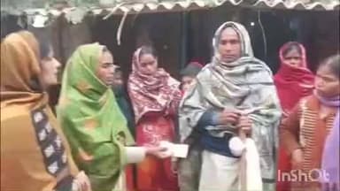 करपी: सूबेदार बीघा गांव में आंगनबाड़ी सेविका सहायिका संघ ने मृतक के परिजनों को सांत्वना दी और आर्थिक मदद की