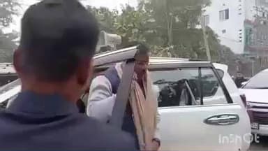 बखरी: बखरी पहुंचे गन्ना उद्योग मंत्री संजय पासवान, कार्यकर्ताओं ने किया स्वागत