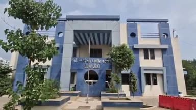 મોરબી: મોરબીના લખધીરપુર રોડ ઉપર ઓરડીમાંથી વિદેશી દારૂની 79 બોટલ સાથે એક ઇસમ ઝડપાયો