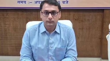 उदवंत नगर: भीषण ठंड को देखते हुए प्रखंड में स्कूलों का समय बदला, सुबह 9 बजे से पहले और 3:30 बजे के बाद कक्षाएं बंद