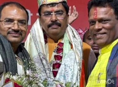 बेनीपुर: भाजपा बिहार के नवनियुक्त प्रदेश अध्यक्ष श्री संजय सरवगी से संजय सिंह ने की मुलाकात, भेंट किया फुल गुच्छ