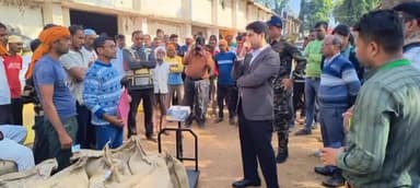 किरनापुर: कलेक्टर मृणाल मीना ने रजेगांव धान खरीदी केंद्र और सांदीपनि विद्यालय का किया निरीक्षण